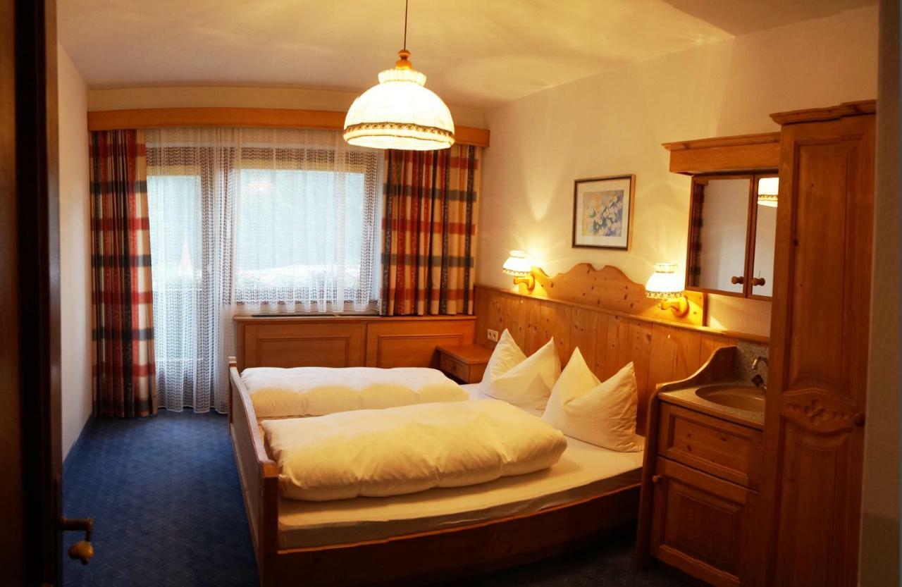 Appartement St. Hubertus à Pettneu am Arlberg Extérieur photo